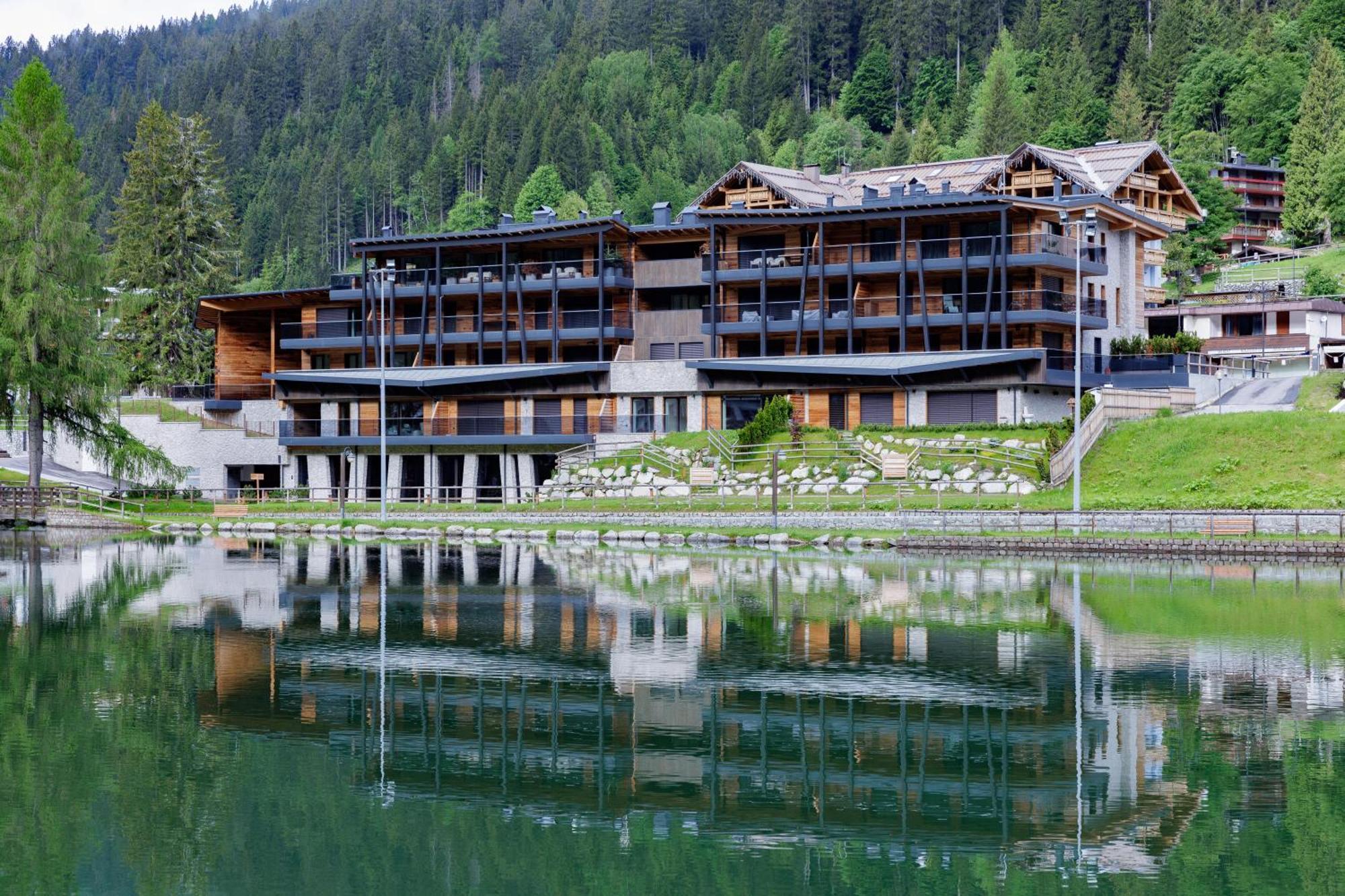 Campiglio Wood Apartamento Madonna Exterior foto